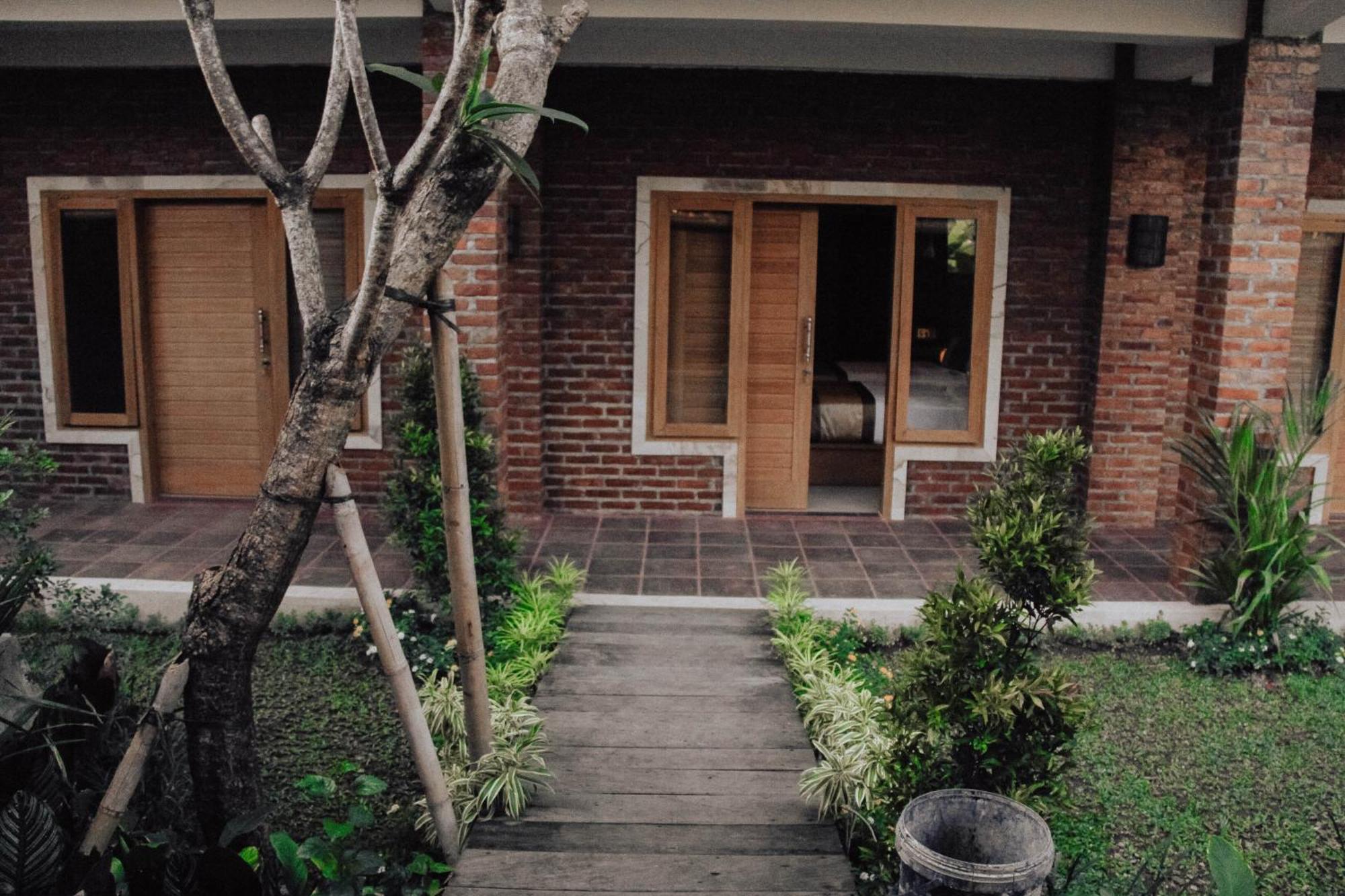 The Govardhan Homestay Canggu Eksteriør billede
