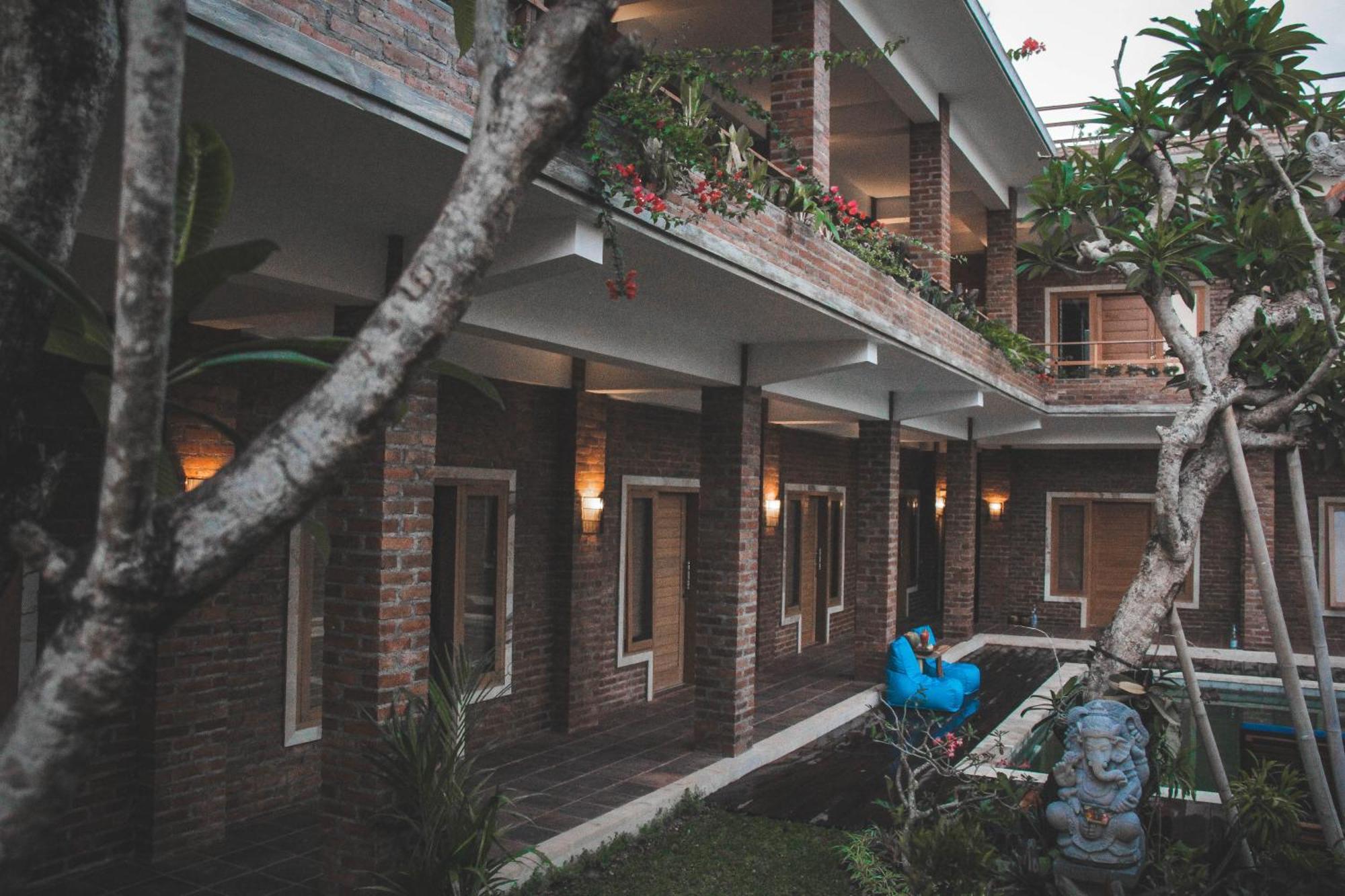 The Govardhan Homestay Canggu Eksteriør billede